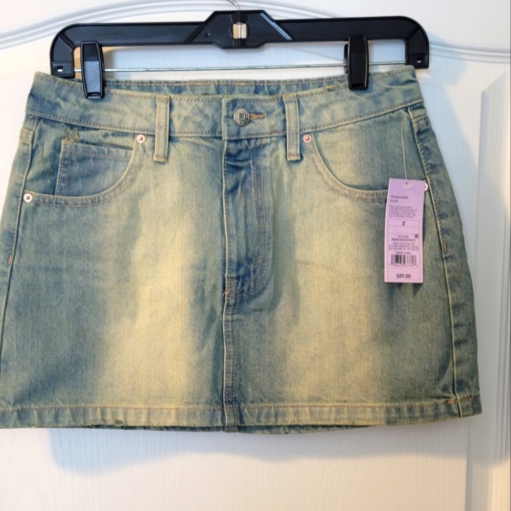 Women's size 2 Jean skirt